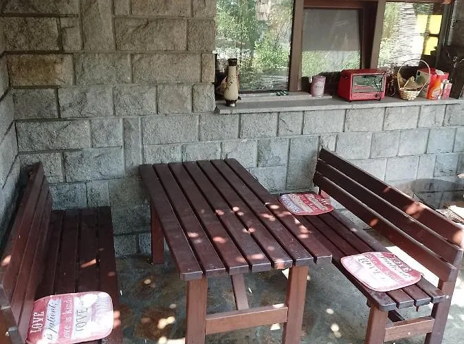 цвят бяло Lejlighed Sofia