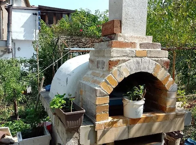 Апартаменты цвят бяло *