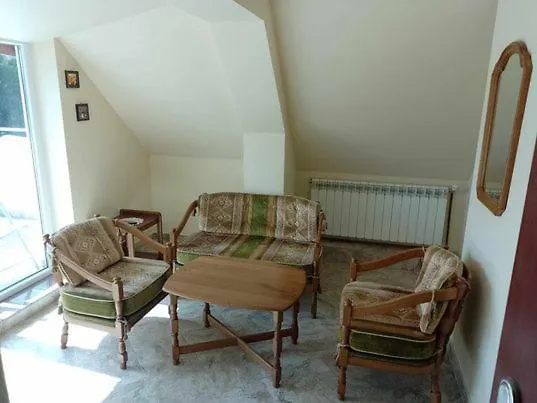 цвят бяло * София